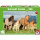 Puzzle Schmidt: Familie de cai, 200 piese